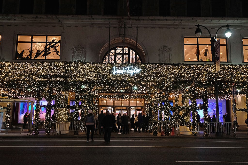 lord & taylor store