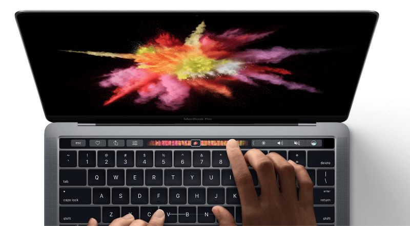 MacBook Pro avec barre tactile d'en haut