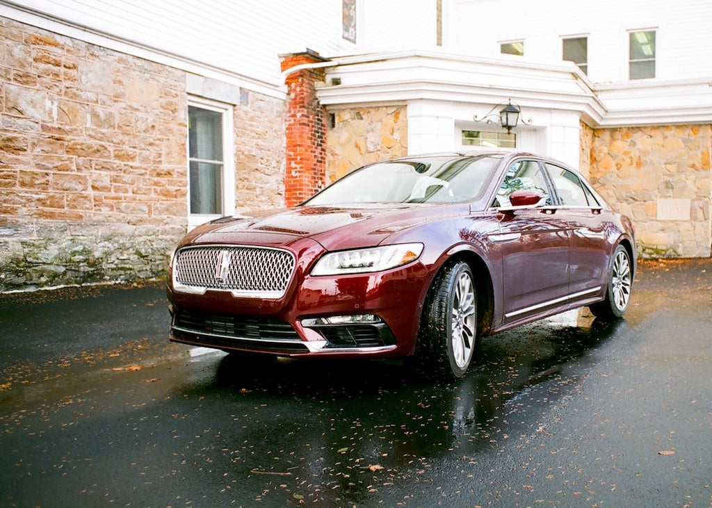 2017 Lincoln Continental | James Derek Sapienza/Autos Cheat Sheet