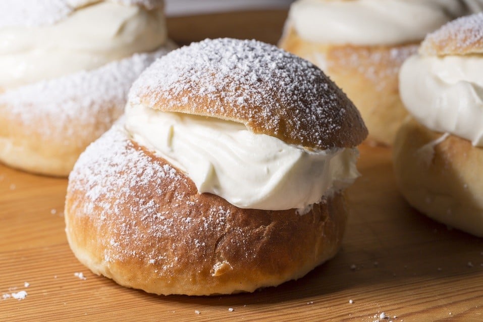 Cream puffs
