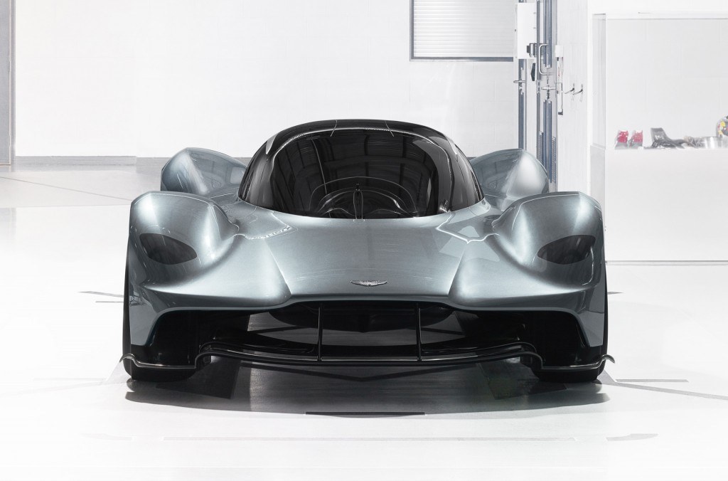 aston-martin-am-rb-001_100557794_l