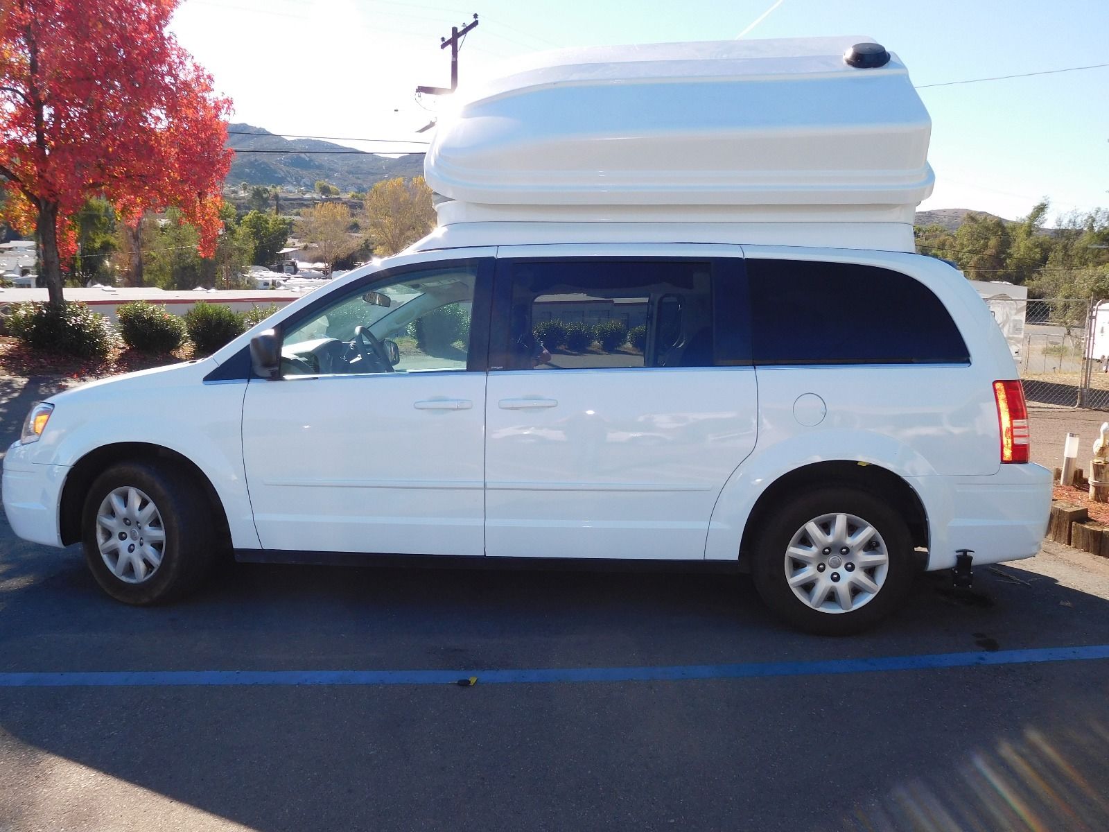 A 2010 Chrysler Town and Country van.