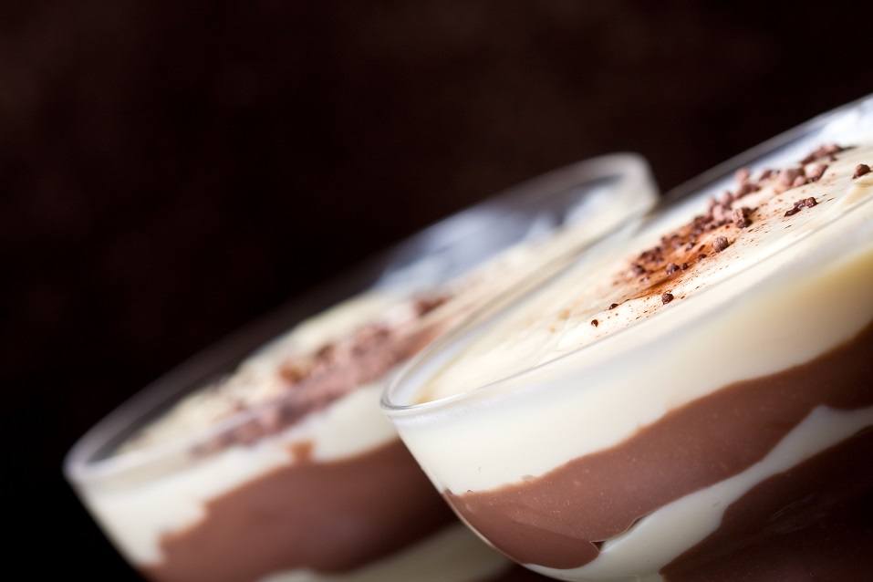 Chocolate and vanilla pudding