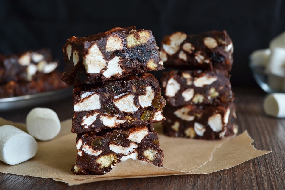 Chocolate Fudge with raisins
