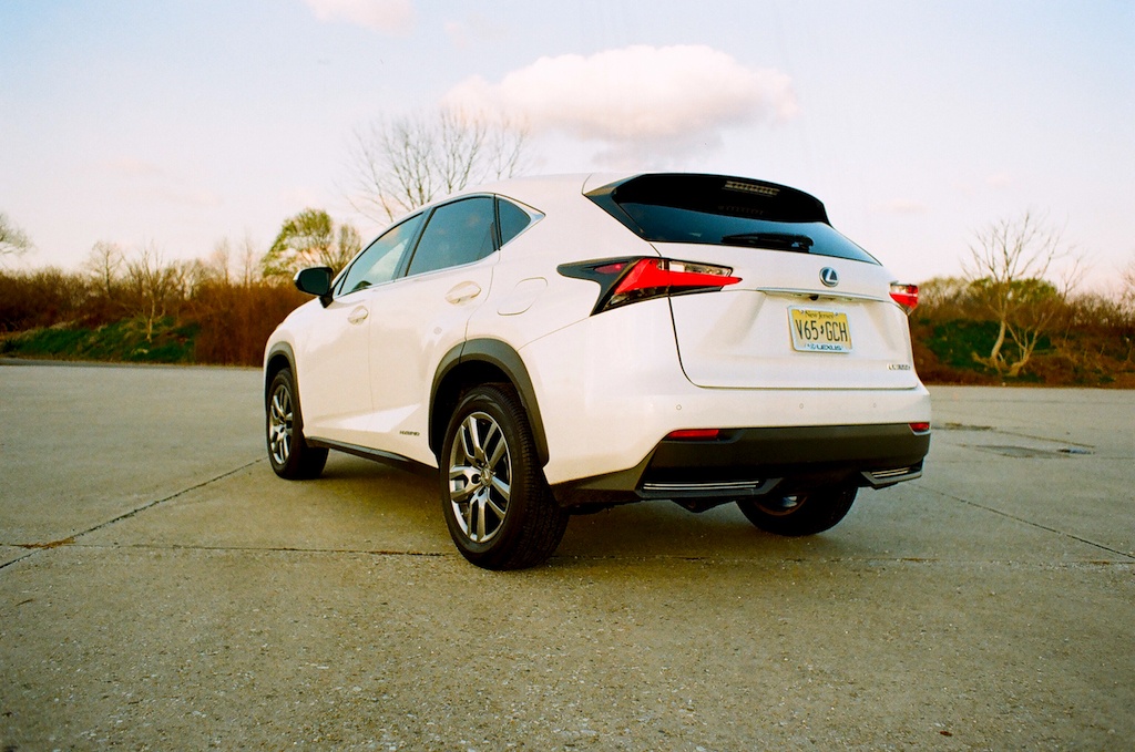 Lexus NX300h