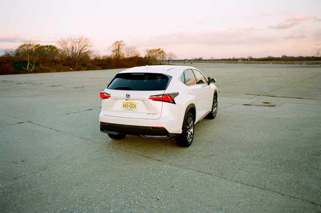Lexus NX300h