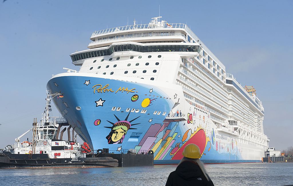 The Norwegian Breakaway cruise liner leaves the Meyer Werft shipyard in Papenburg, Germany