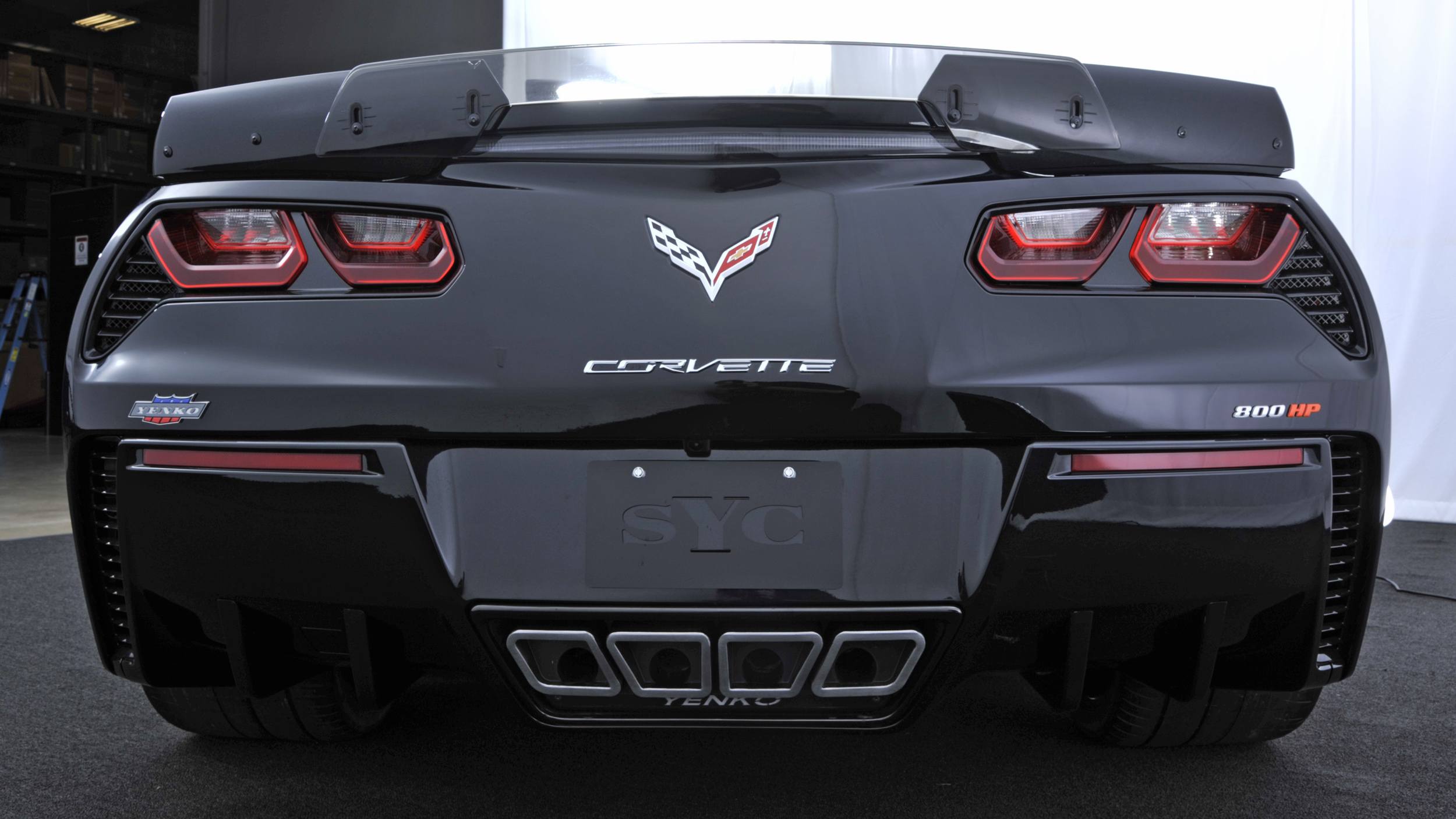 ci-yenkocorvette-unveil-4-1