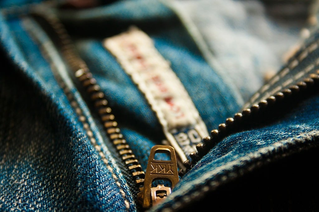 A zipper on a pair of jeans