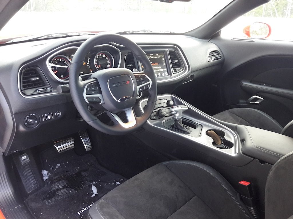 The dashboard of the 2017 Dodge Challenger GT