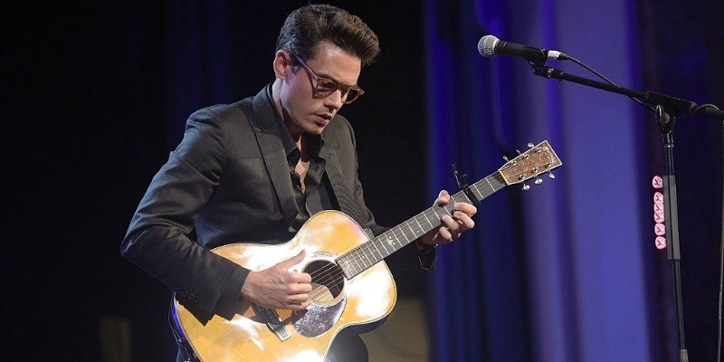 John Mayer