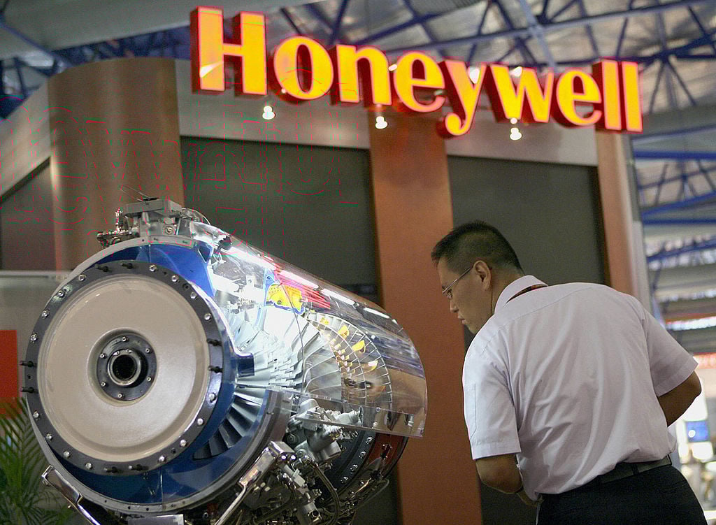 Honeywell aircraft engine model displayed at the Asian Aerospace 2006 show
