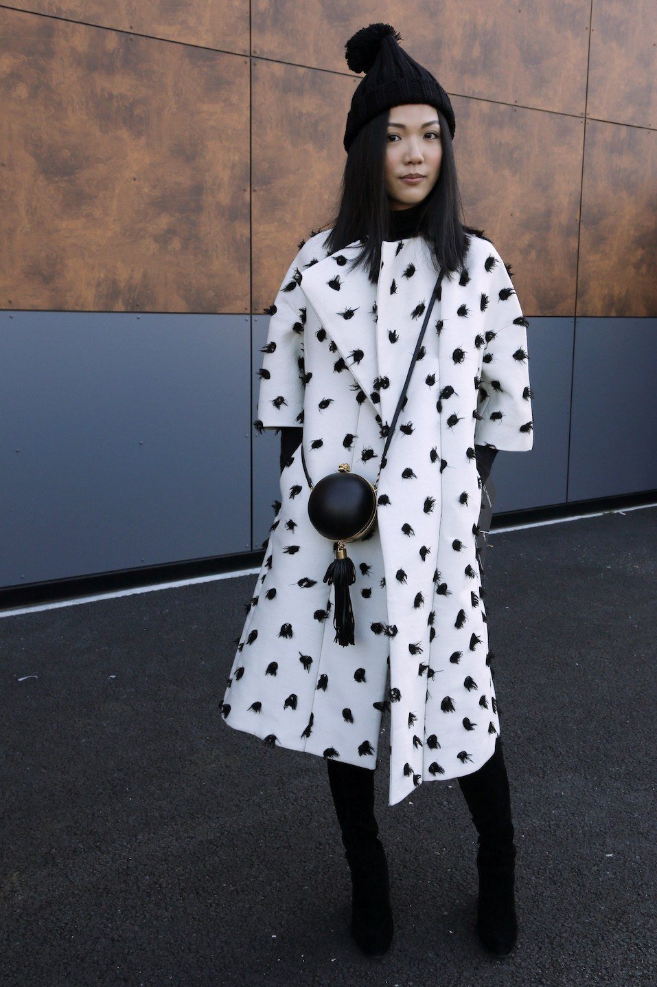 A guest poses during Kenzo