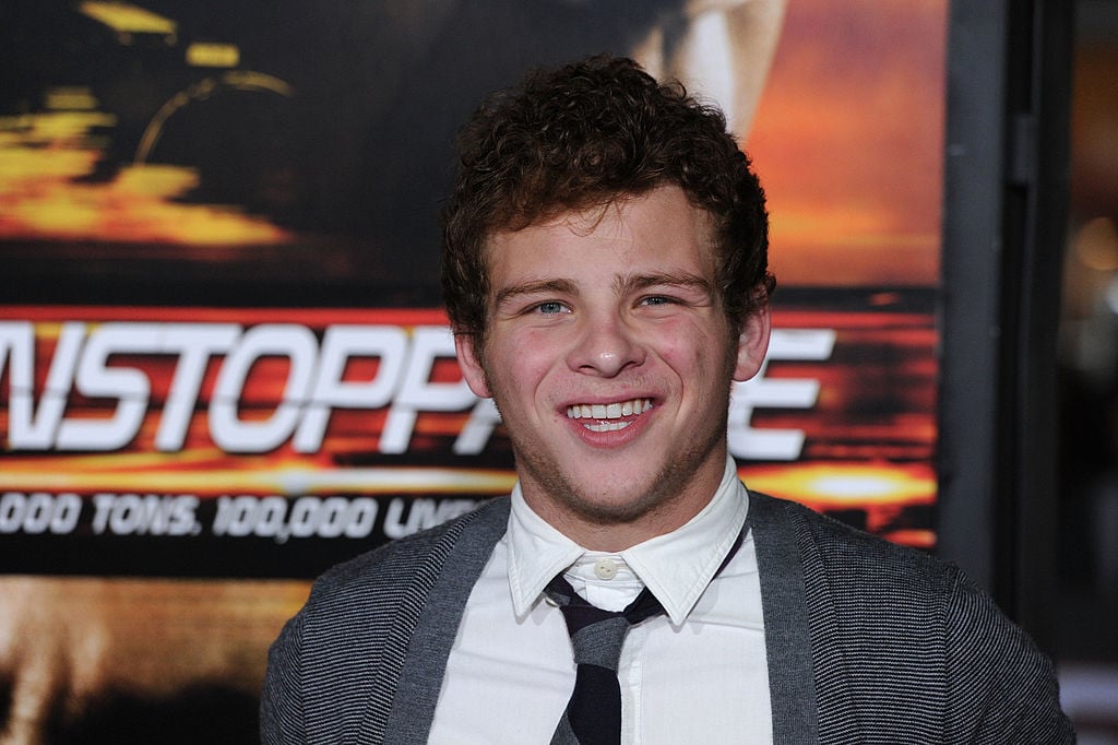 Jonathan Lipnicki on the red carpet for Unstoppable