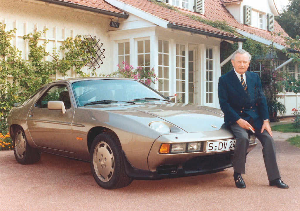 Ferry Porsche with on his 70th birthday with a 928, 1979