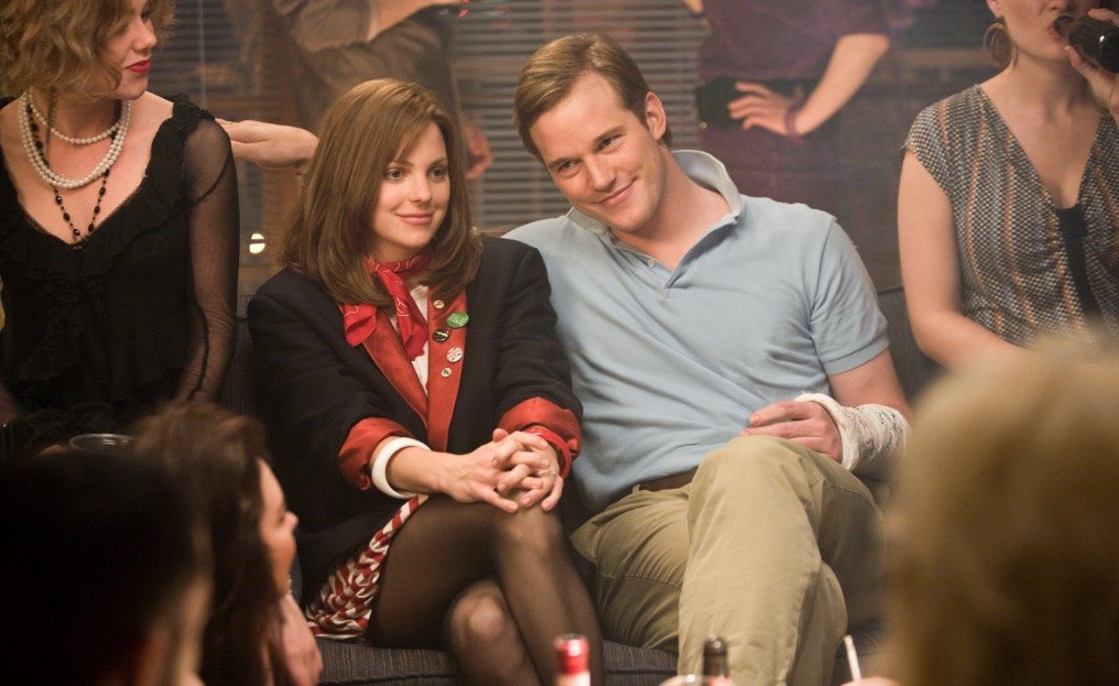 Anna Faris sits awkwardly next to a smiling Chris Pratt in Take Me Home Tonight Anna Faris sits awkwardly next to a smiling Chris Pratt in Take Me Home Tonight