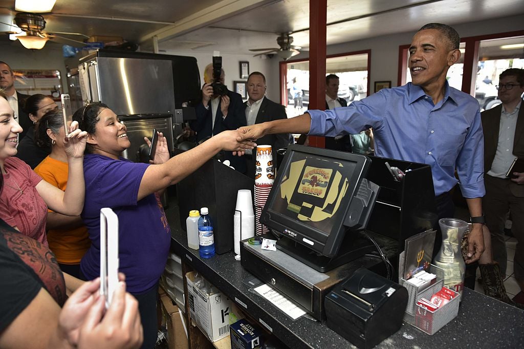 Barack Obama orders at a taco joint.