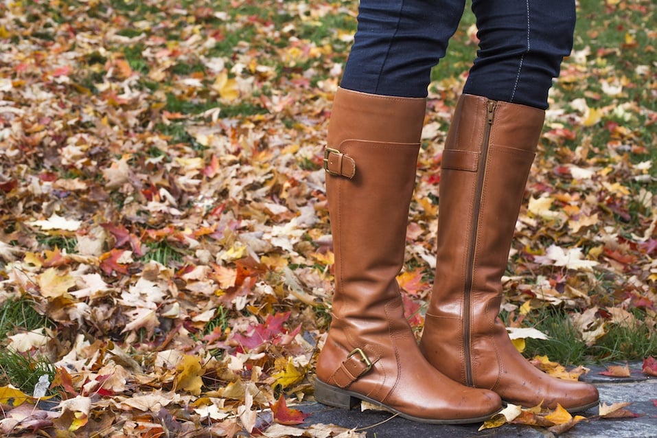 Woman wearing brown boot