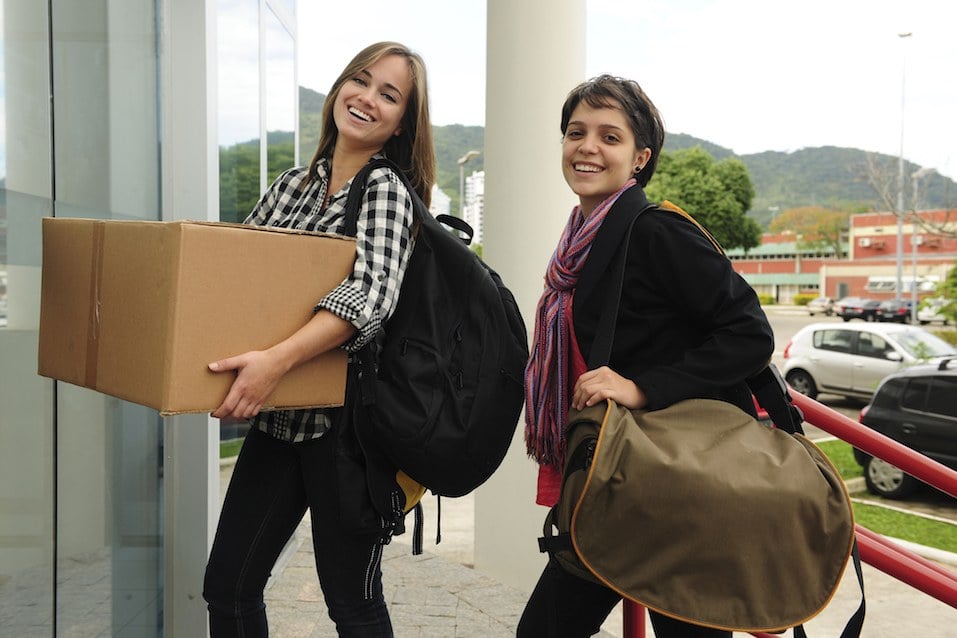 Students moving in
