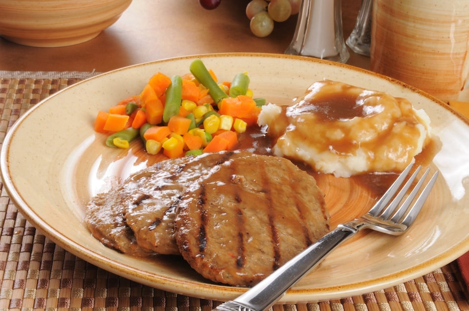 Salisbury steak dinner with mixed vegetables