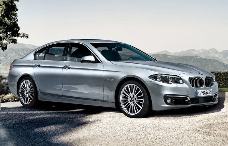Side view of silver BMW 535i