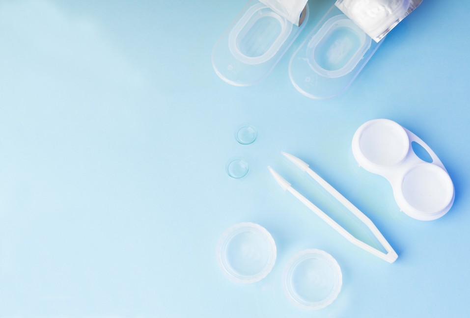 Contact lenses set