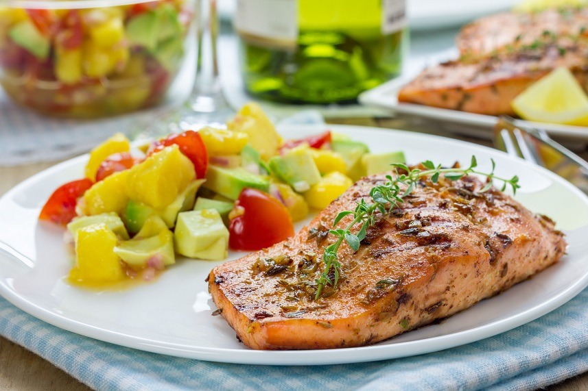 Spice grilled salmon