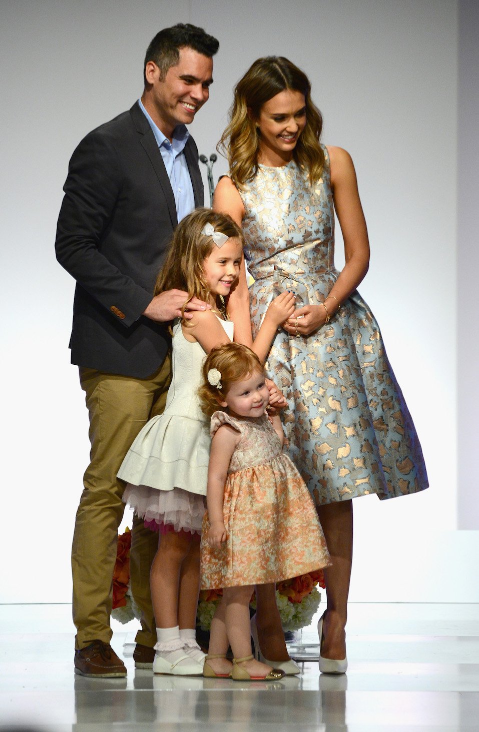 The Helping Hand Of Los Angeles Mother's Day Luncheon