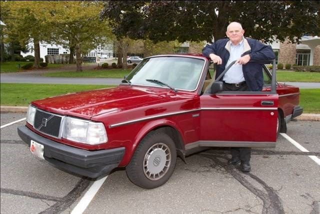 Image of Selden Cooper and his 1987 Volvo 240 that traveled over 1 million miles as of 2012