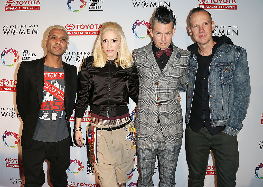 Gwen Stefani and No Doubt stand on the red carpet Gwen Stefani and No Doubt stand on the red carpet