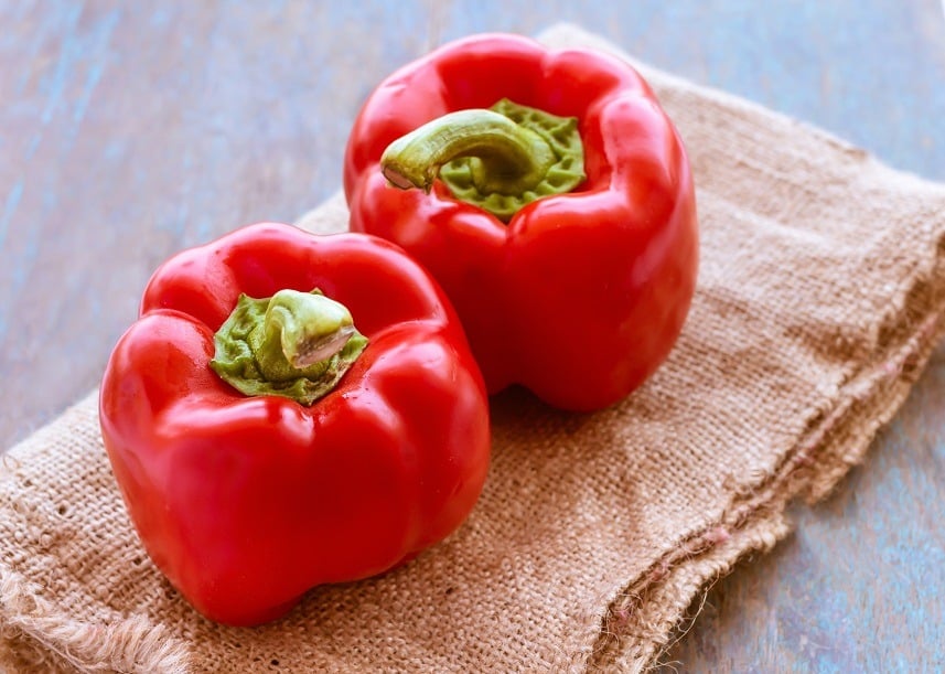 organic red bell peppers organic red bell peppers