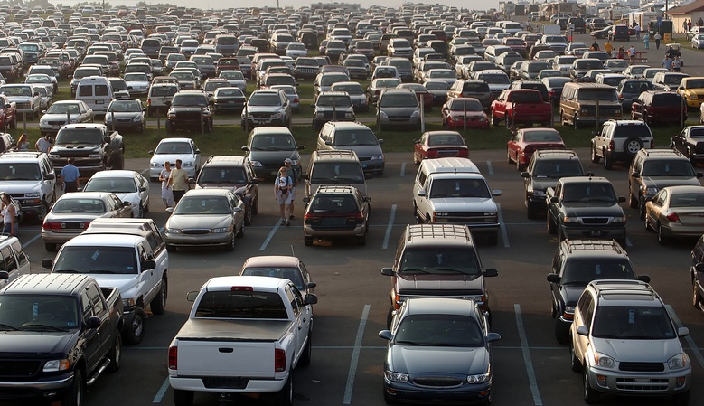full parking area