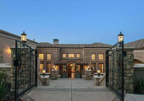 Steph Curry's mansion for sale