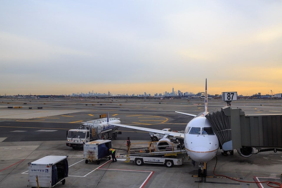 United airlines airplane in the newark airport