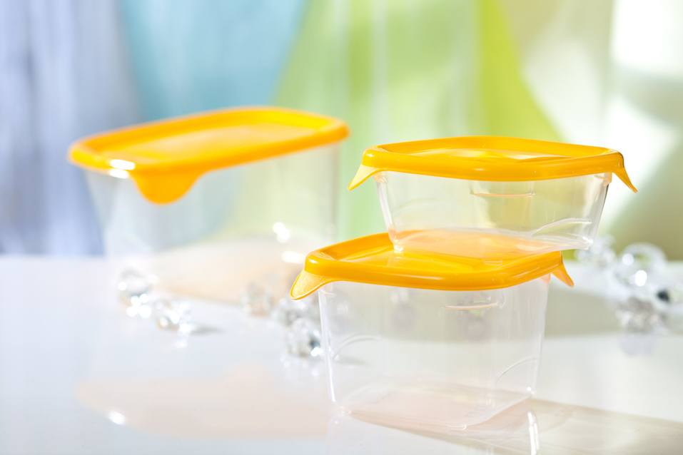new empty plastic food boxes