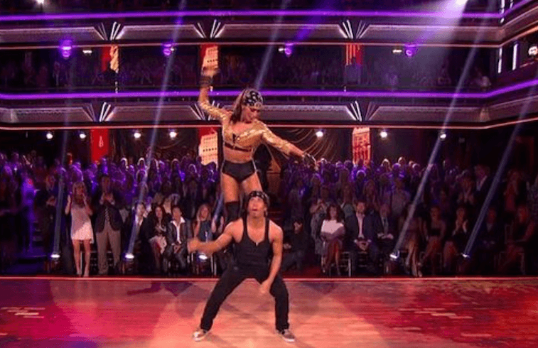 Apolo Anton Ohno and Karina Smirnoff on 'DWTS' Apolo Anton Ohno and Karina Smirnoff on 'DWTS'