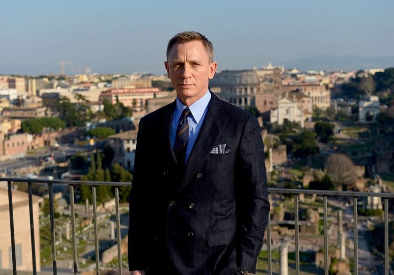 Daniel Craig promotes Spectre. Daniel Craig promotes Spectre.