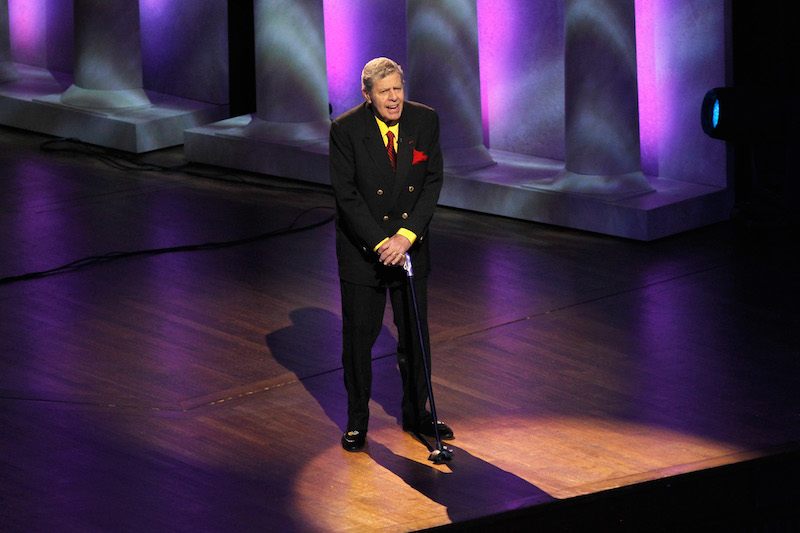 Comedian Jerry Lewis speaks onstage at The Lincoln Awards Comedian Jerry Lewis speaks onstage at The Lincoln Awards