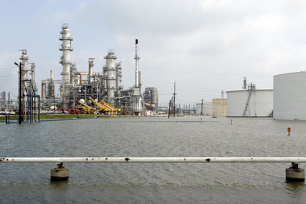 Motiva refinery in Texas Motiva refinery in Texas