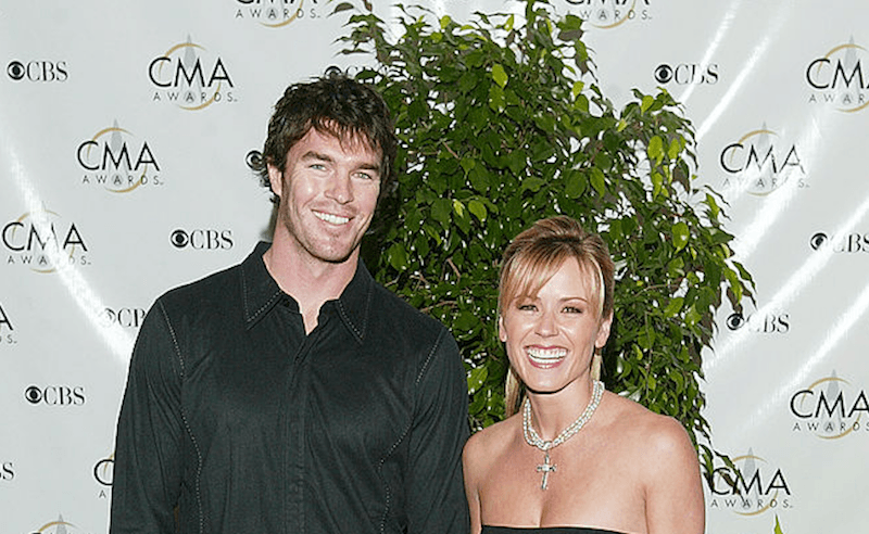 Trista and Ryan Stutter pose at a red carpet event.