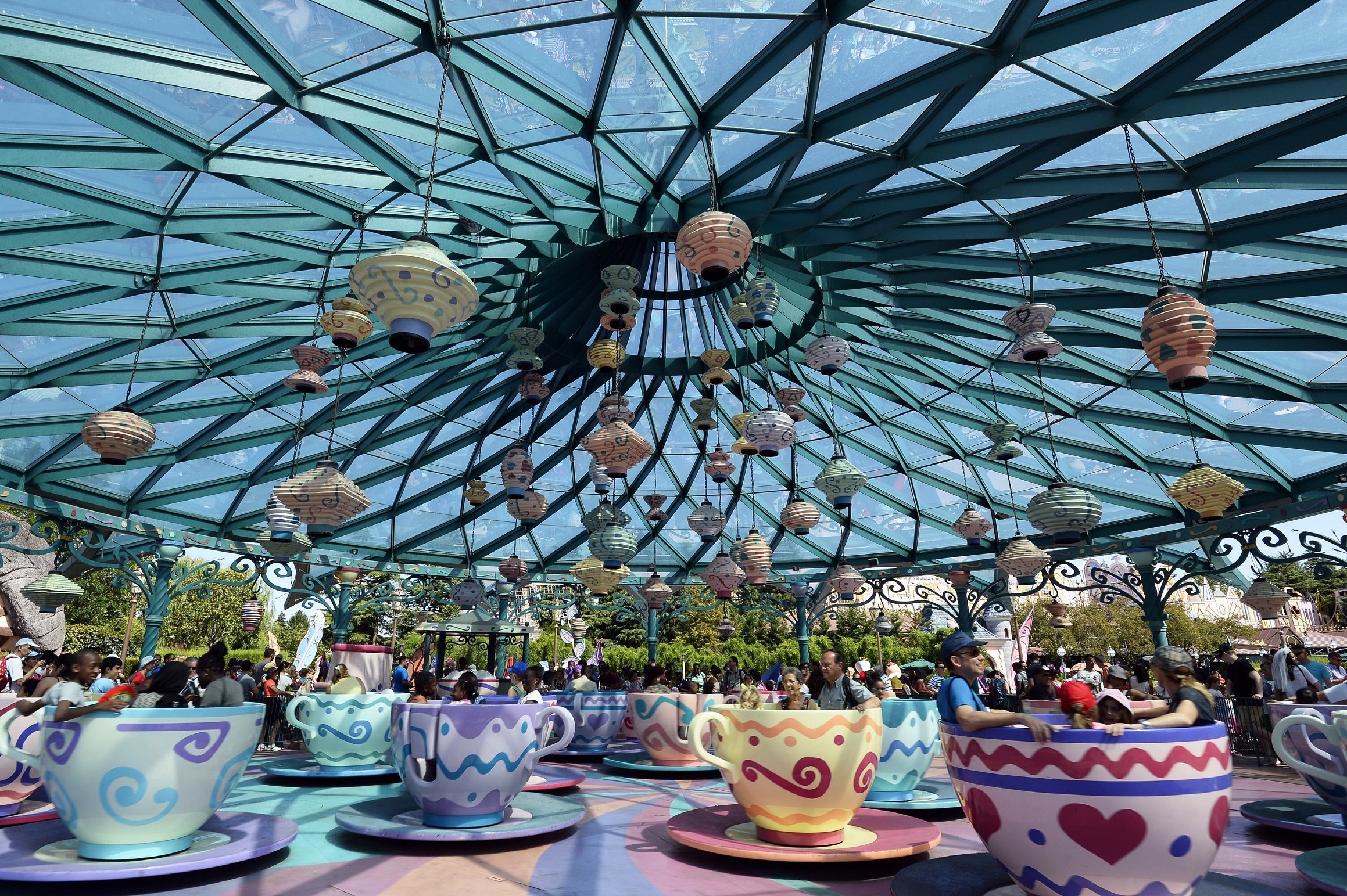 Spinning Teacups at Disney Paris