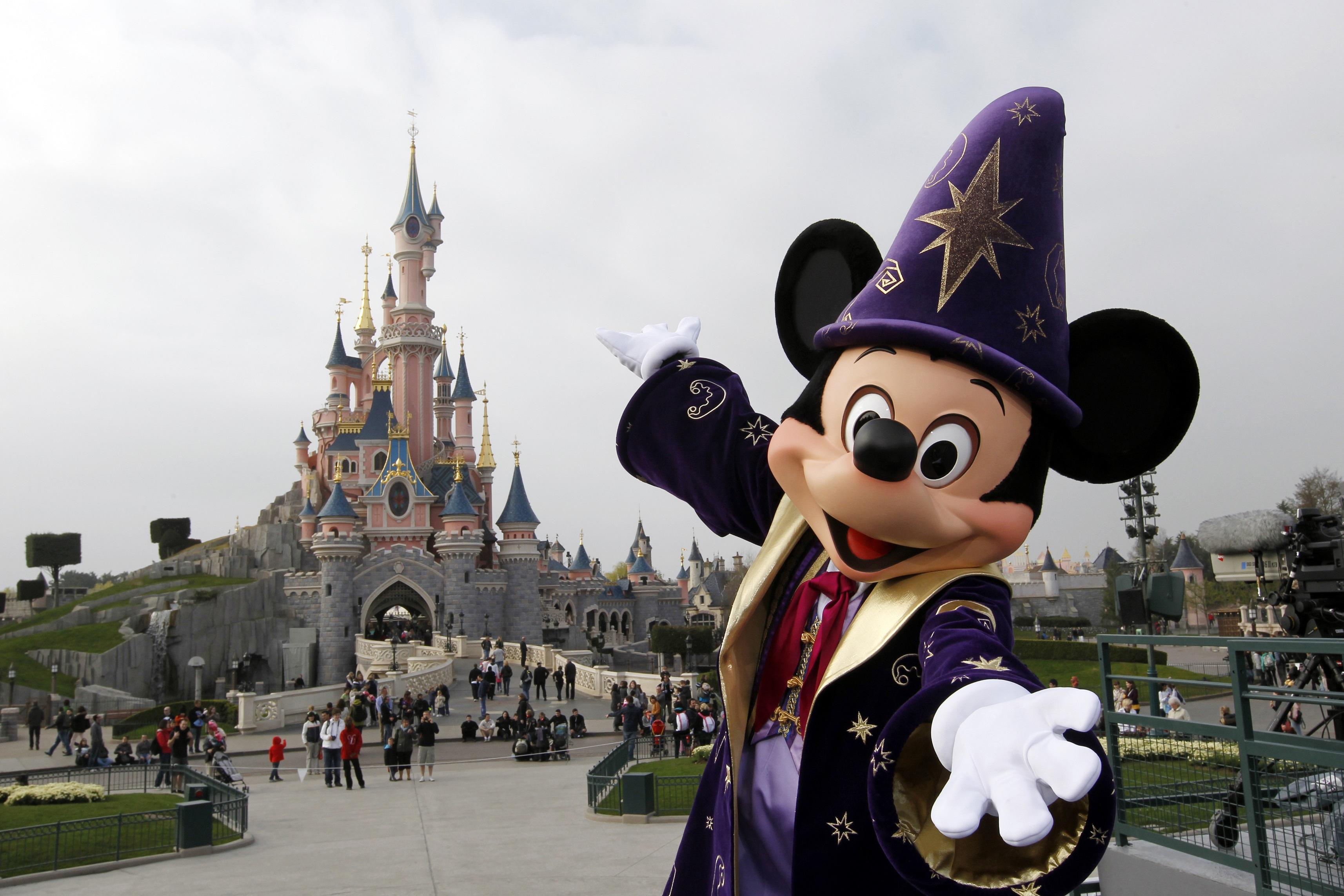 10 Reasons a Trip to Disney World Is a Total Waste of Money
