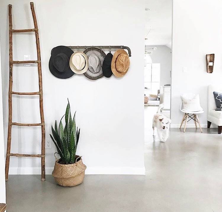 Front entry way chic
