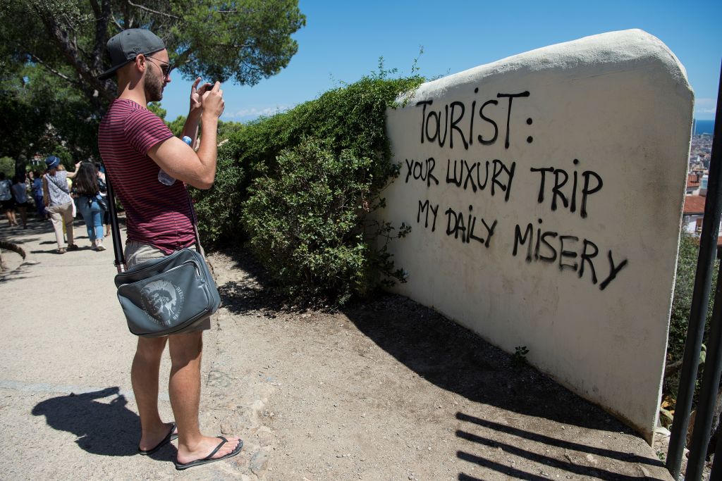 anti-tourist graffiti