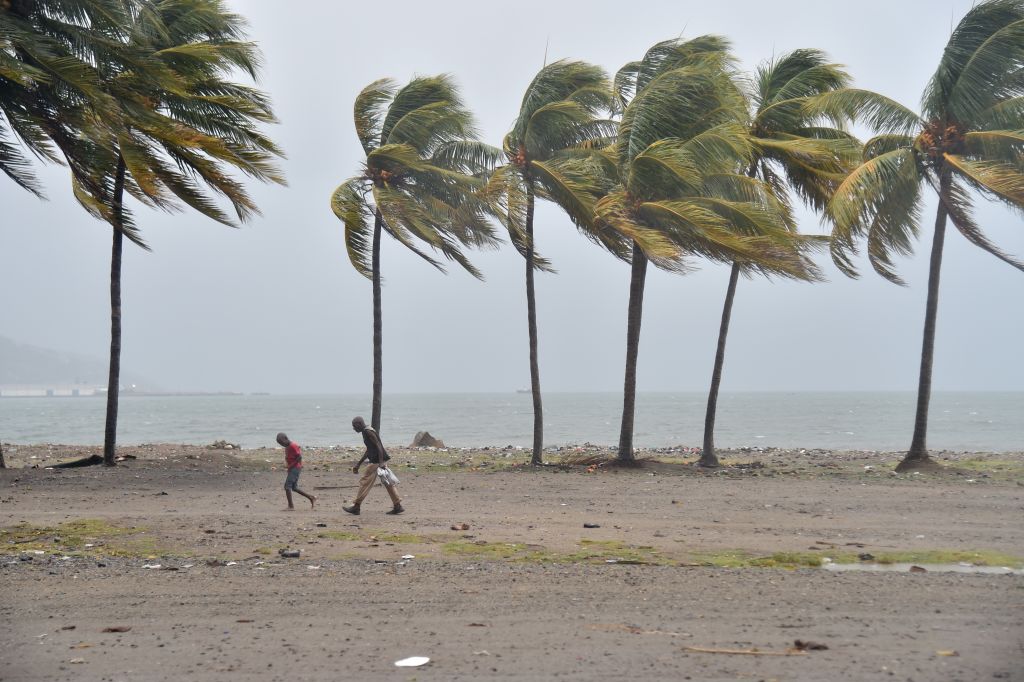 Hurricane Irma packs winds of 185 mph