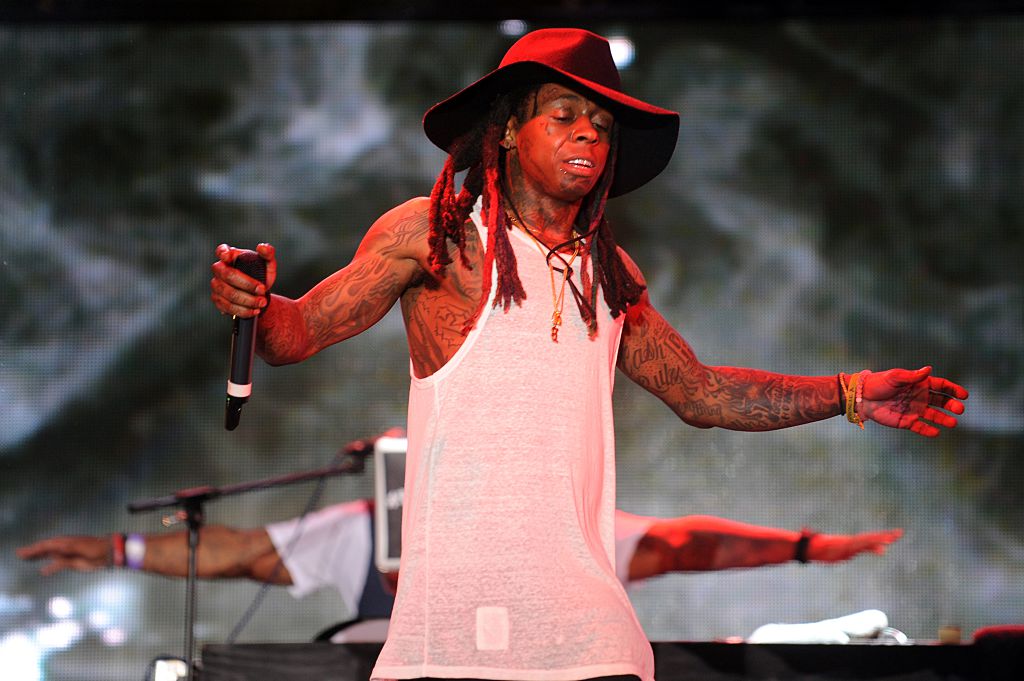 Lil Wayne performs in Haiti