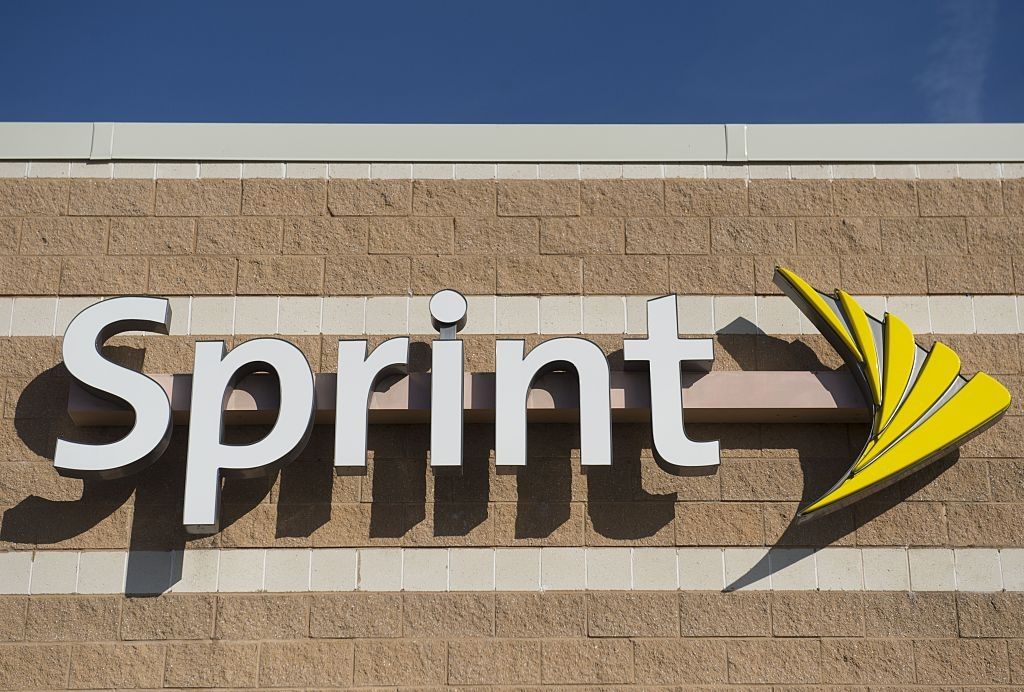 Sprint’s logo displayed Sprint’s logo