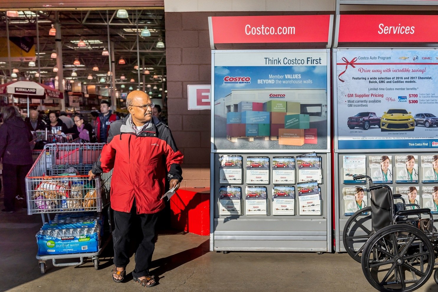 man with grocery cart