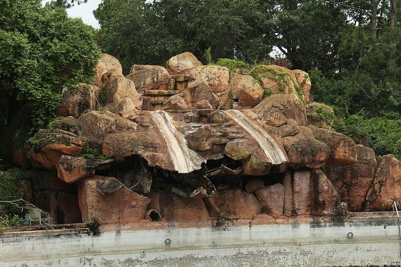 Ruin of River country Disney