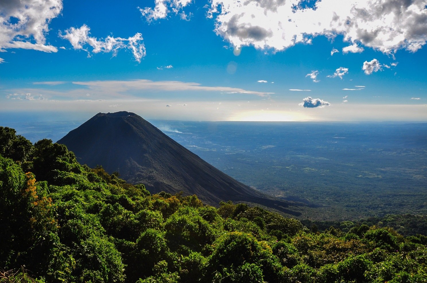 Izalco Volcano from Cerro Verde National Park, El Salvador. El Salvador Volvano